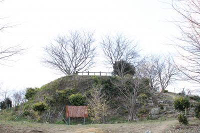 松山城跡前