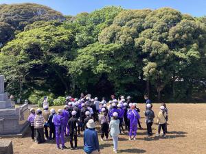 御所山古墳陪塚見学
