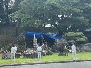 庭園案内の様子②