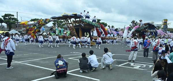 苅田山笠